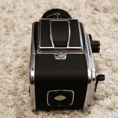 Hasselblad 500C/M + Carl Zeiss Planar 80mm f/2.8 C T* + A12 film back
