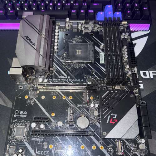 ASRock X570 Phantom Gaming 4 主機板