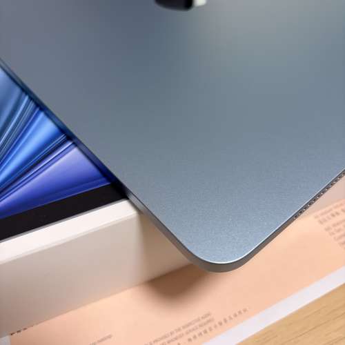 iPad Air 13 M3 (128GB) Wifi 藍色 有盒齊配件 無花無崩