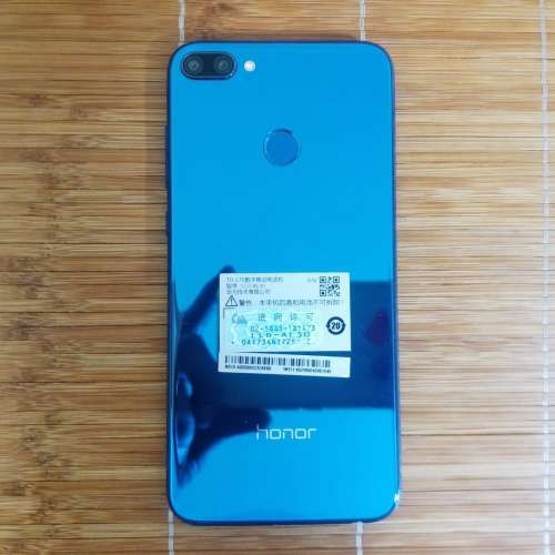 Honor 9i