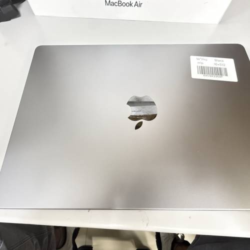 MacBook Pro 14英寸（2021款）M1-16GB-512GB