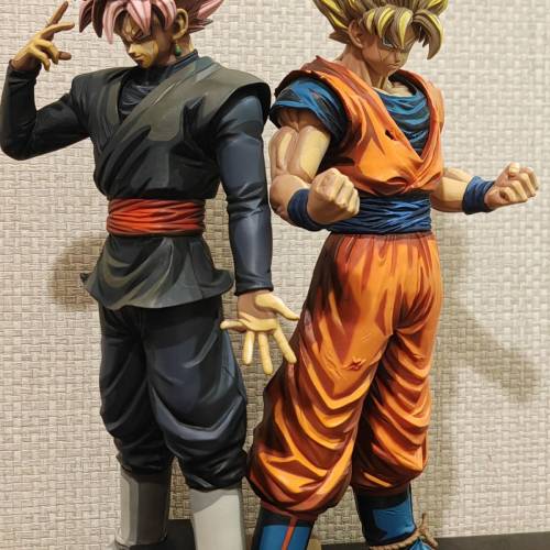 Dragon ball 2D超級撒亞人悟空+2D桃紅悟空一對套裝貨