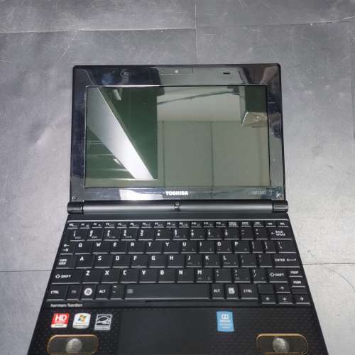 Toshiba nb550d notebook