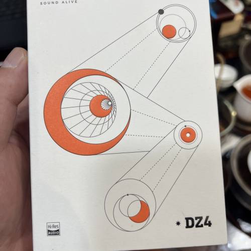 LET SHUER DZ4 四單元耳機