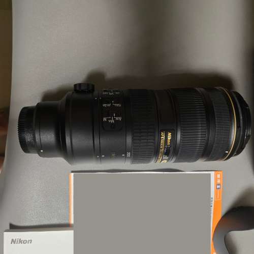AF-S 70-200mm f/2.8G ED VR II（小黑六）