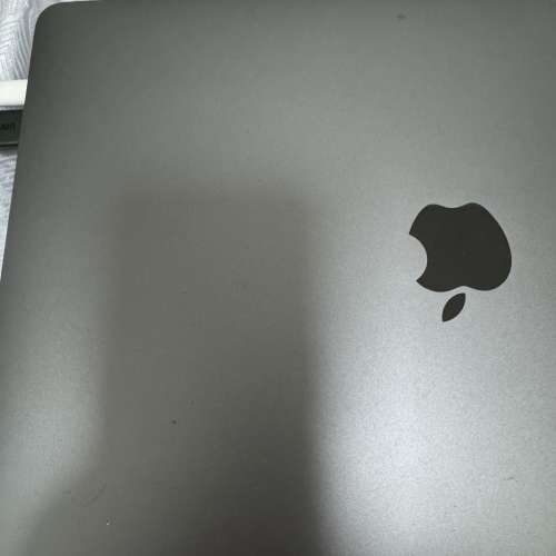 MacBook Pro 13吋 2020 i5 16GB RAM 500GB SSD
