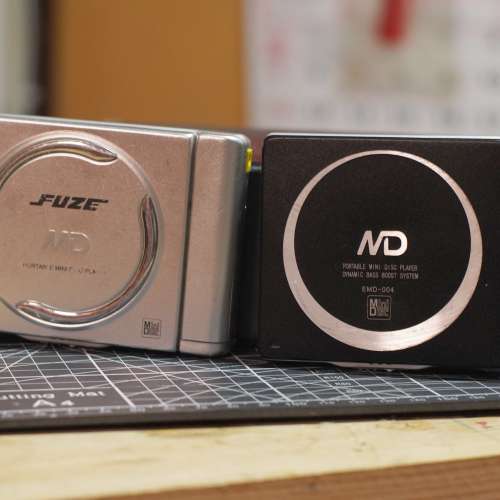 MD walkman x 2
