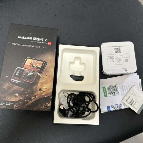 Insta 360 ace pro2  3電裝