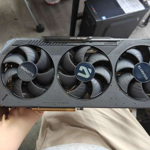 技嘉 GIGABYTE Radeon RX 9070 XT GAMING OC 16G