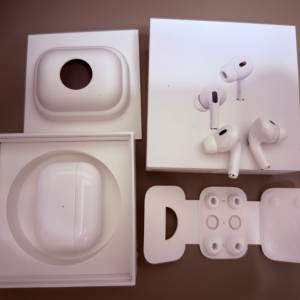 友和買 99%新 Apple airpods pro2 配件齊