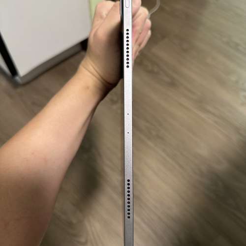 iPad Pro 2021 12.9&rdquo; M1 128gb WiFi版 + Apple Pencil 2 + Logitech Keyboard