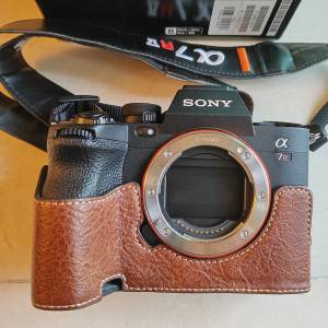 Sony A7RV A7R5 連盒3電cfa 512G及讀卡器