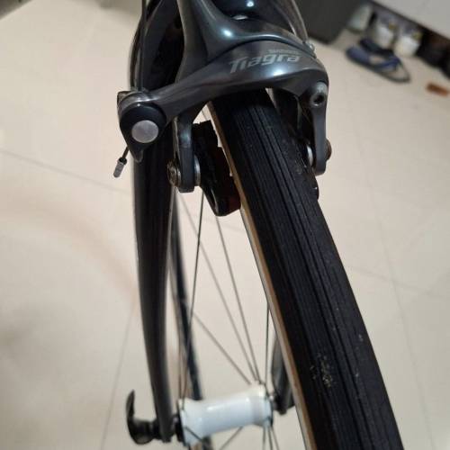 急走giant TCR SLR 公路車 跟 fulcrum racing 3