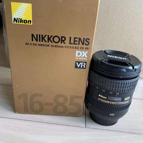 Nikon AF-S DX 16-85 f/3.5-5.6G ED VR