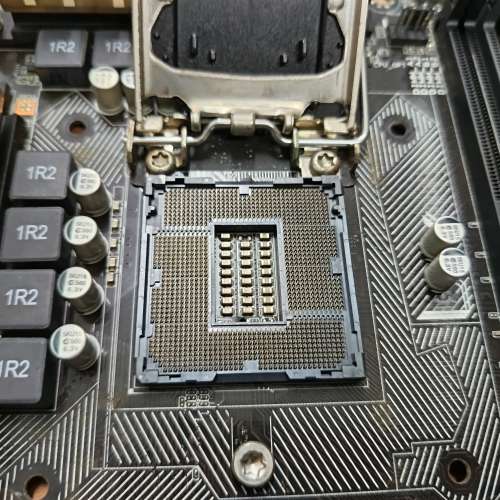 ASUS Z97-A 底板連背板 (運作正常)