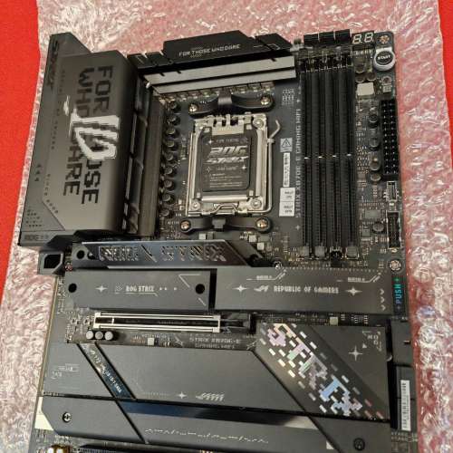 Asus Rog strix x870e-e gaming wifi