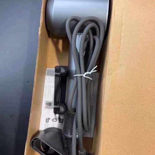 全新吹風機｜原包裝未動｜高性價比撿漏｜自用送人兩相宜