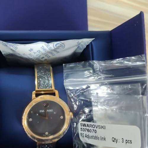 施華洛世奇SWAROVSKI COSMIC ROCK閃耀時尚腕錶