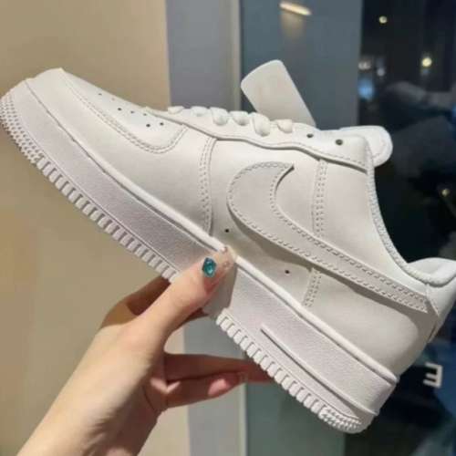 【全新原盒】Nike Air Force 1 空軍一號小白鞋｜純白經典百搭｜未試穿