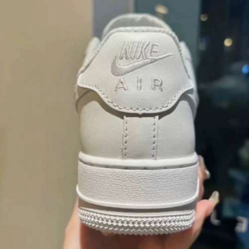 【全新原盒】Nike Air Force 1 空軍一號小白鞋｜純白經典百搭｜未試穿