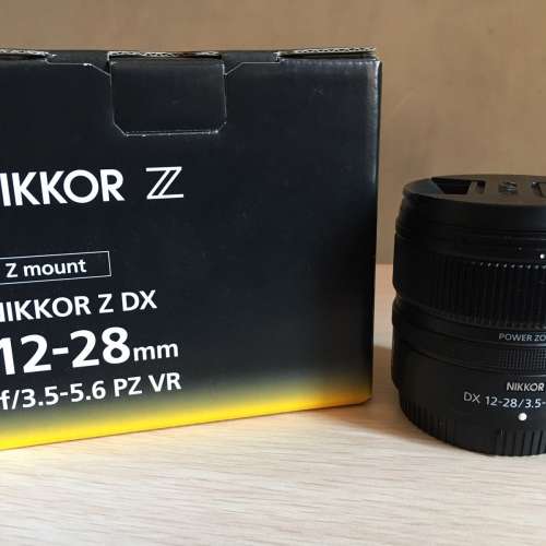 Nikon DX 12-28mm f/3.5-5.6 PZ