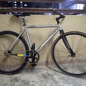 FIXED GEAR