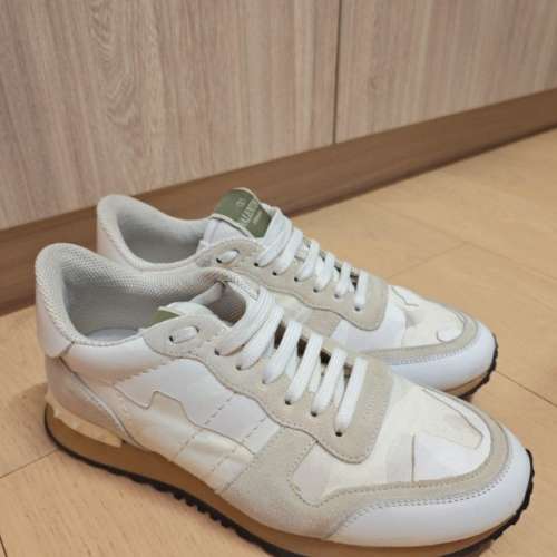 Valentino rockrunner