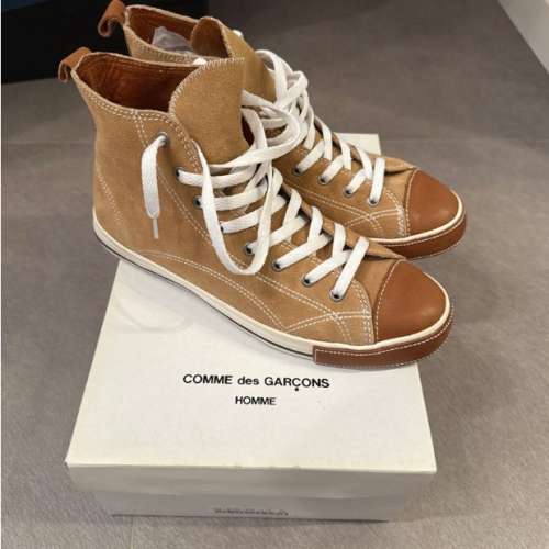 Comme des Gar&ccedil;ons HOMME 真皮高筒鞋