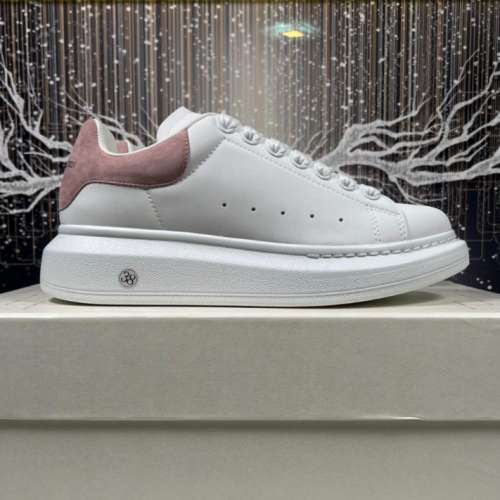 Alexander Mcqueen Oversized 麥坤 百搭板鞋 小白鞋 Size：35 - 45（正常size）