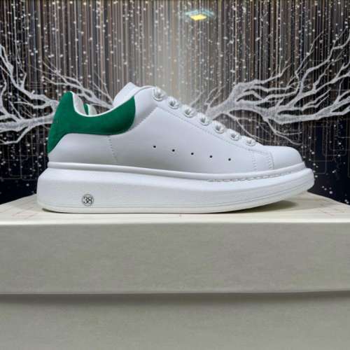 Alexander Mcqueen Oversized 麥坤 百搭板鞋 小白鞋 Size：35 - 45（正常size）