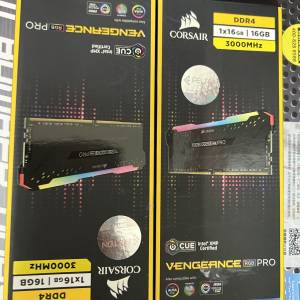 DDR4  16G  3000頻率一共兩條