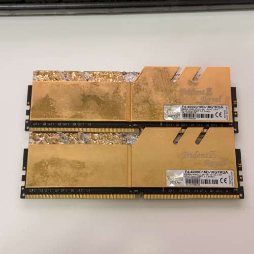 G.Skill Trident Z Royal 金色DDR4 8GB*2 4000C16