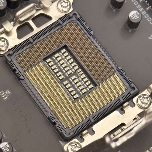 GIGABYTE Z690 AORUS ELITE DDR4 ATX底板