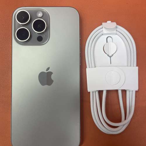 95%New iPhone 16 Pro Max 256GB 原色 電池效能91% 有配件 自用首選超值
