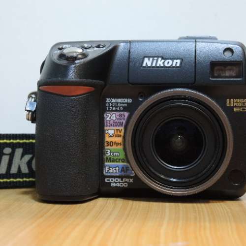 Nikon Coolpix  8400