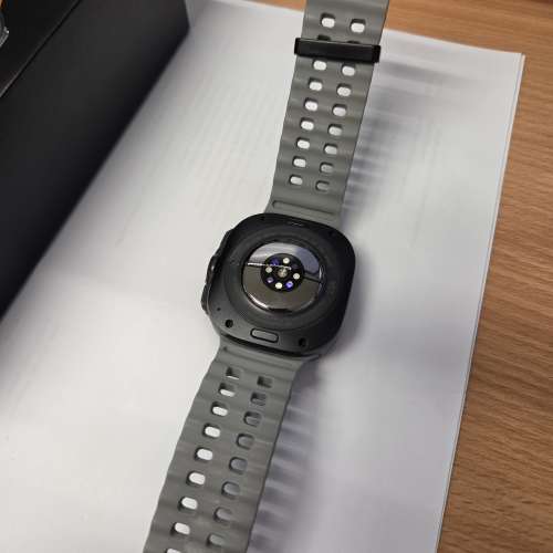 Samsung Galaxy Watch Ultra 鈦金灰 95% new