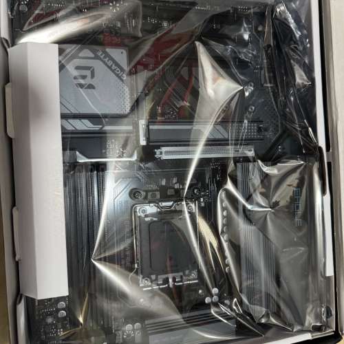 GIGABYTE B850 EAGLE WI-FI6E ATX Motherboard