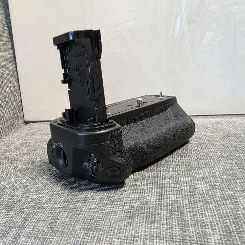 Canon R6 副廠直倒手柄