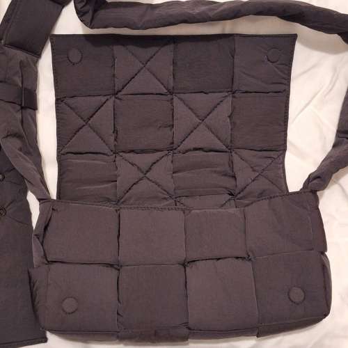 Bottega Veneta Padded Tech Cassette Nylon Black BV 八格 尼龍 銀扣肩背袋 黑色 8格