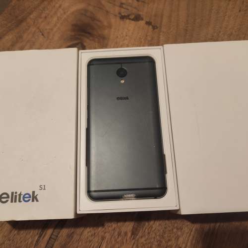 Android Elitek S1手機(壞電池當零件賣)