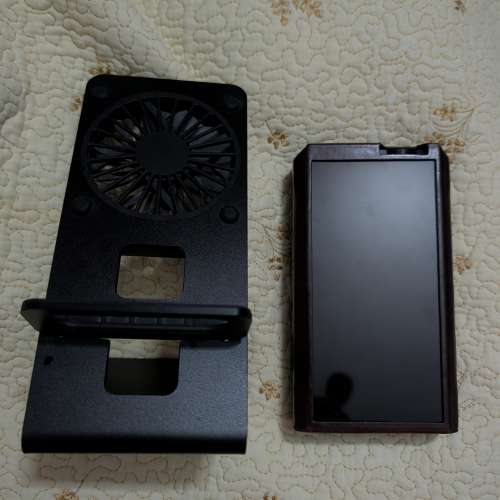 Fiio M17 + 原裝散熱架