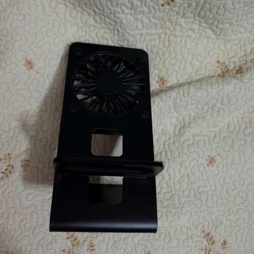 Fiio M17 + 原裝散熱架