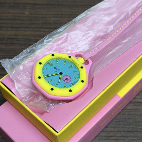 全新Swatch Royal Pop OTG ROZ 黃色綠面小秒針款 白色錶帶 一套