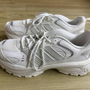 Adidas Shadow Fever 白色