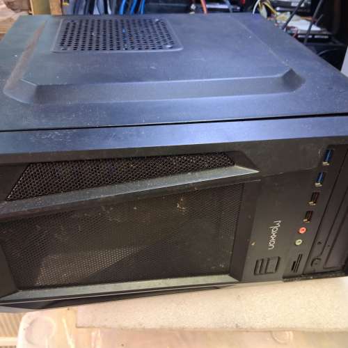即買即用中細型機箱/550W火牛/H310M底板/G5400/240GB SSD/8GB D4/Win10Pro