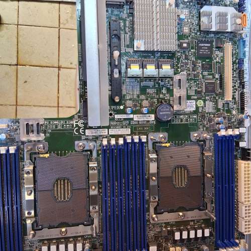 (SUPER X11DDW-NT server 底板/XEON GOLD 6154*2 36核心72線) $1600一套,$2800兩套