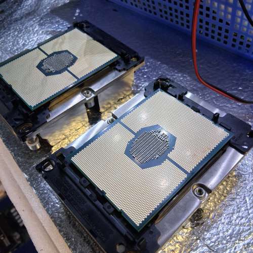 (SUPER X11DDW-NT server 底板/XEON GOLD 6154*2 36核心72線) $1600一套,$2800兩套