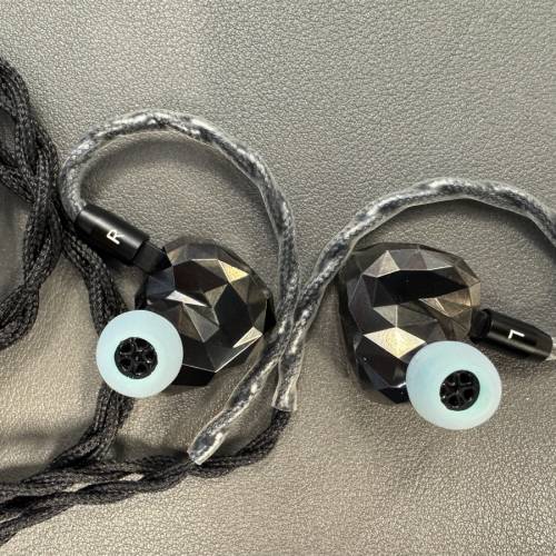 Astell&Kern x Empire Ears NOVUS 入耳式耳機