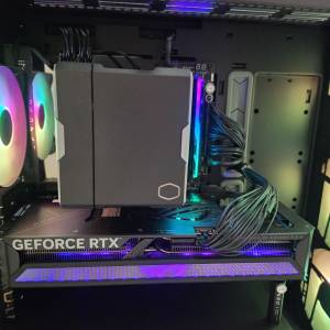 ROG 電競電腦主機 CORE9 285k,ASUS RTX5070