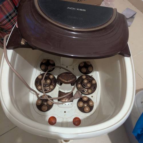 恆溫沐足按摩機